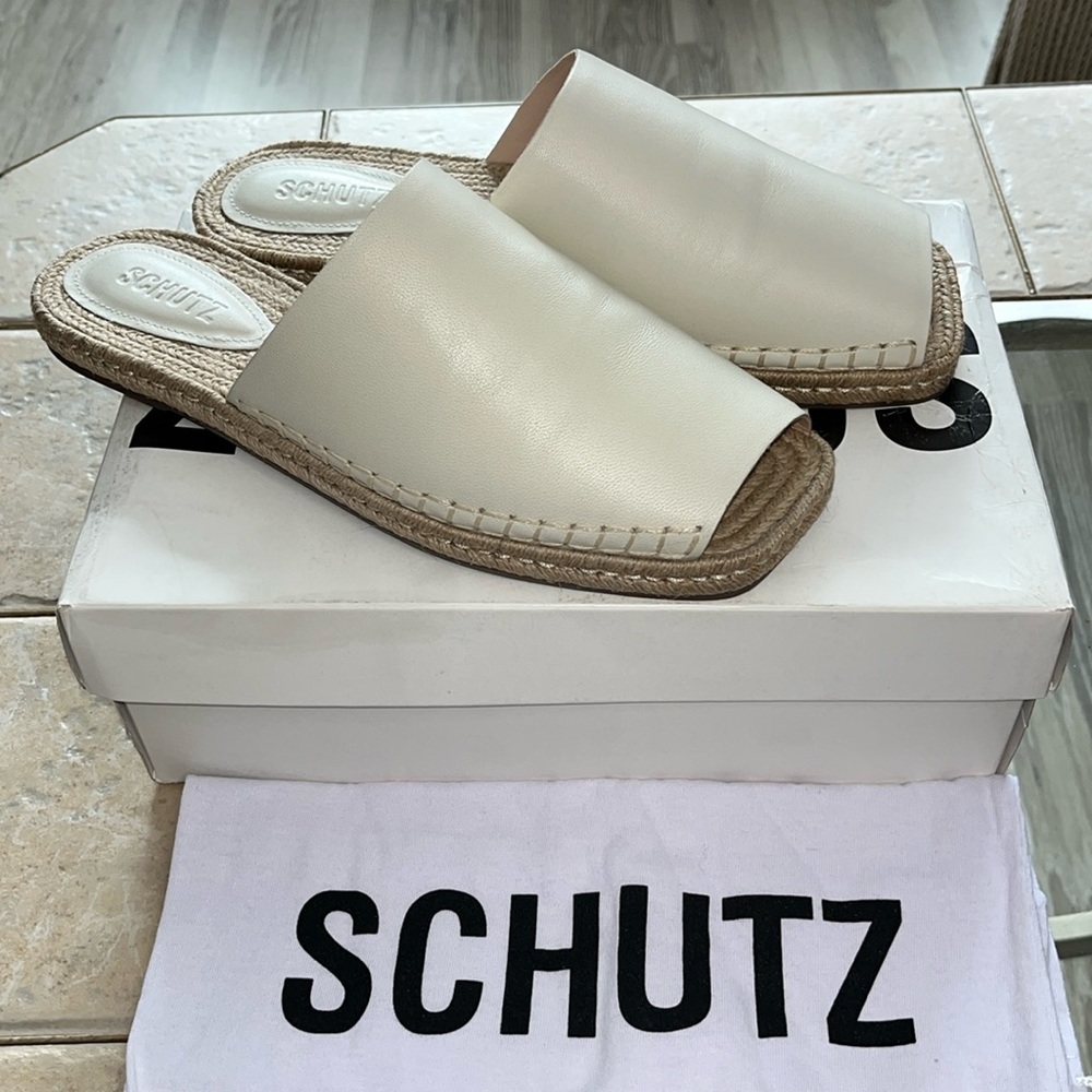 Schutz slide